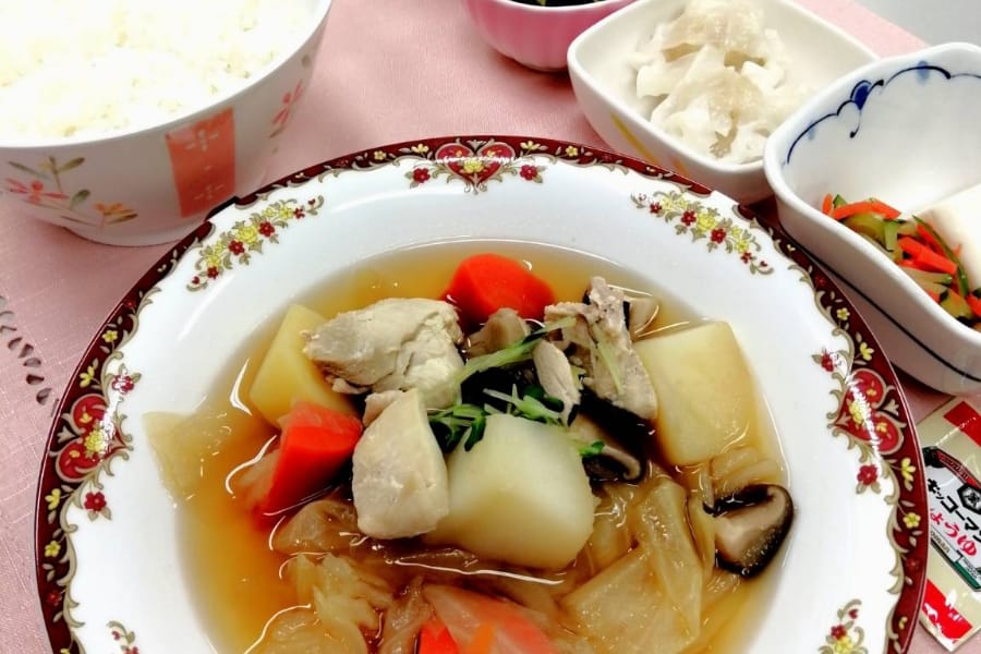 昼食・おやつについて